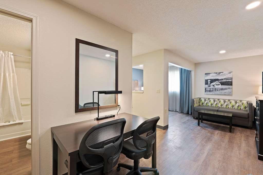 Extended Stay America Select Suites - Charlotte - University Place - E Mccullough Dr Habitación foto