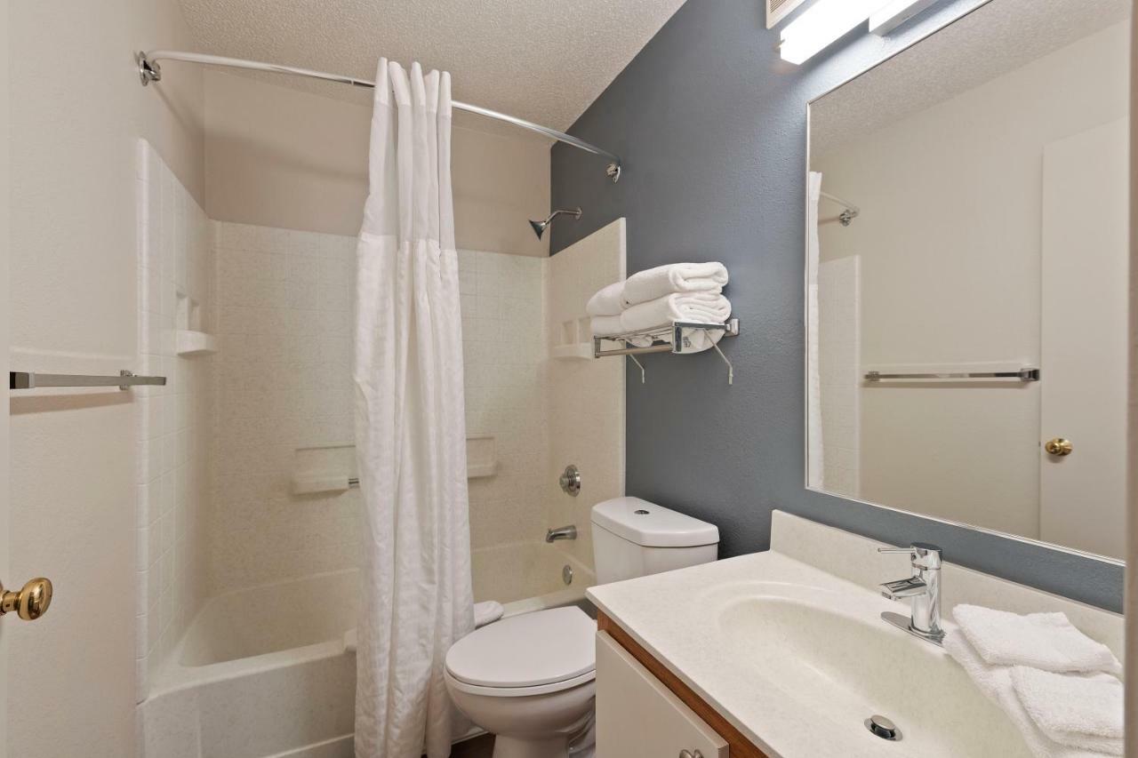 Extended Stay America Select Suites - Charlotte - University Place - E Mccullough Dr Exterior foto